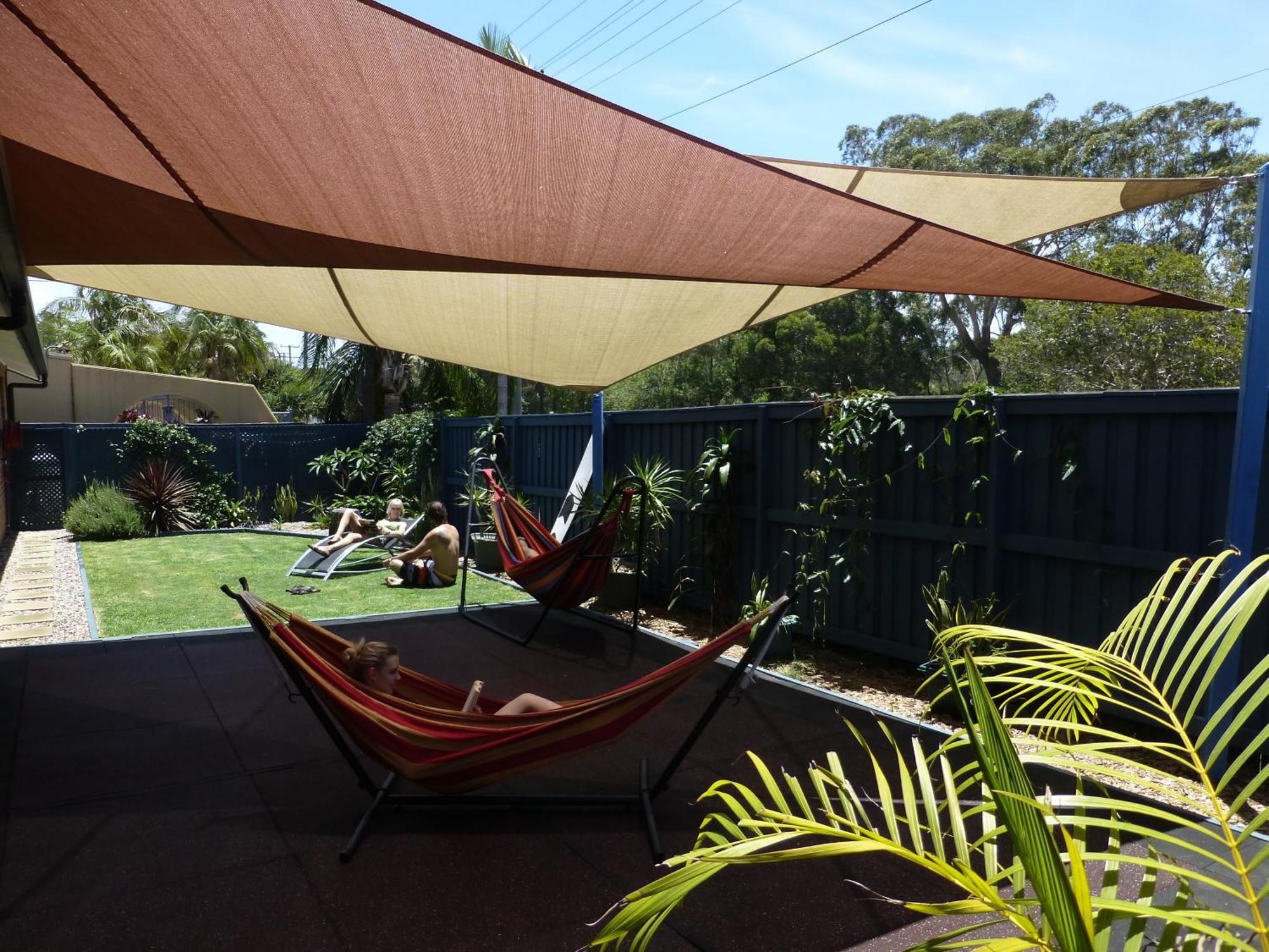 Aussitel Backpackers Hostel คอฟฟ์ฮาร์เบอร์ ภายนอก รูปภาพ